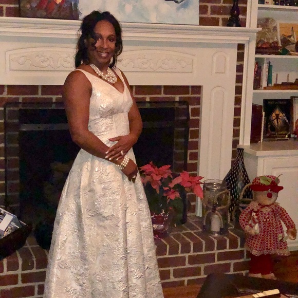 Meet your Posher, Vonda - Picture 2 of 3